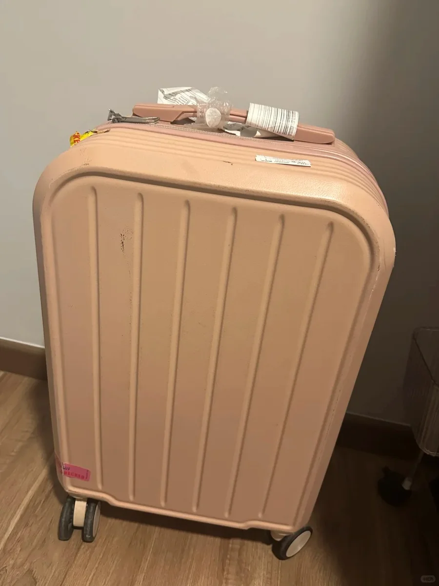 行李箱
