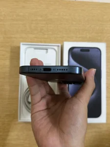 iPhone 15pro 256