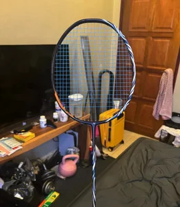 Yonex 100zz 藏青色