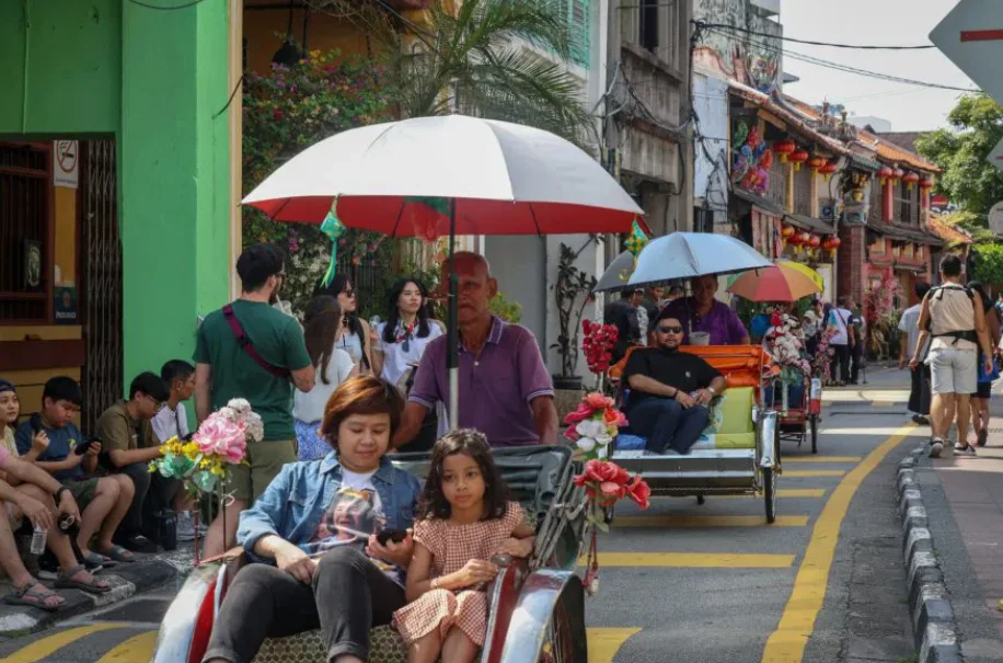 今年首8月　来马外国旅客增15%
