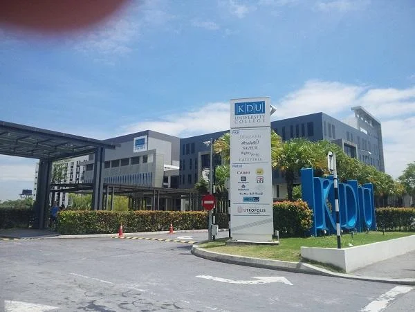 带你逛马来西亚学校——伯乐大学