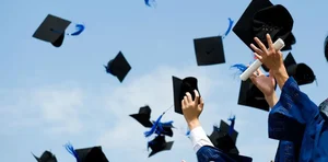 毕业典礼与学位认证：为留学生涯画上圆满句号