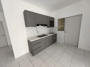 出租 | Residensi Sateria